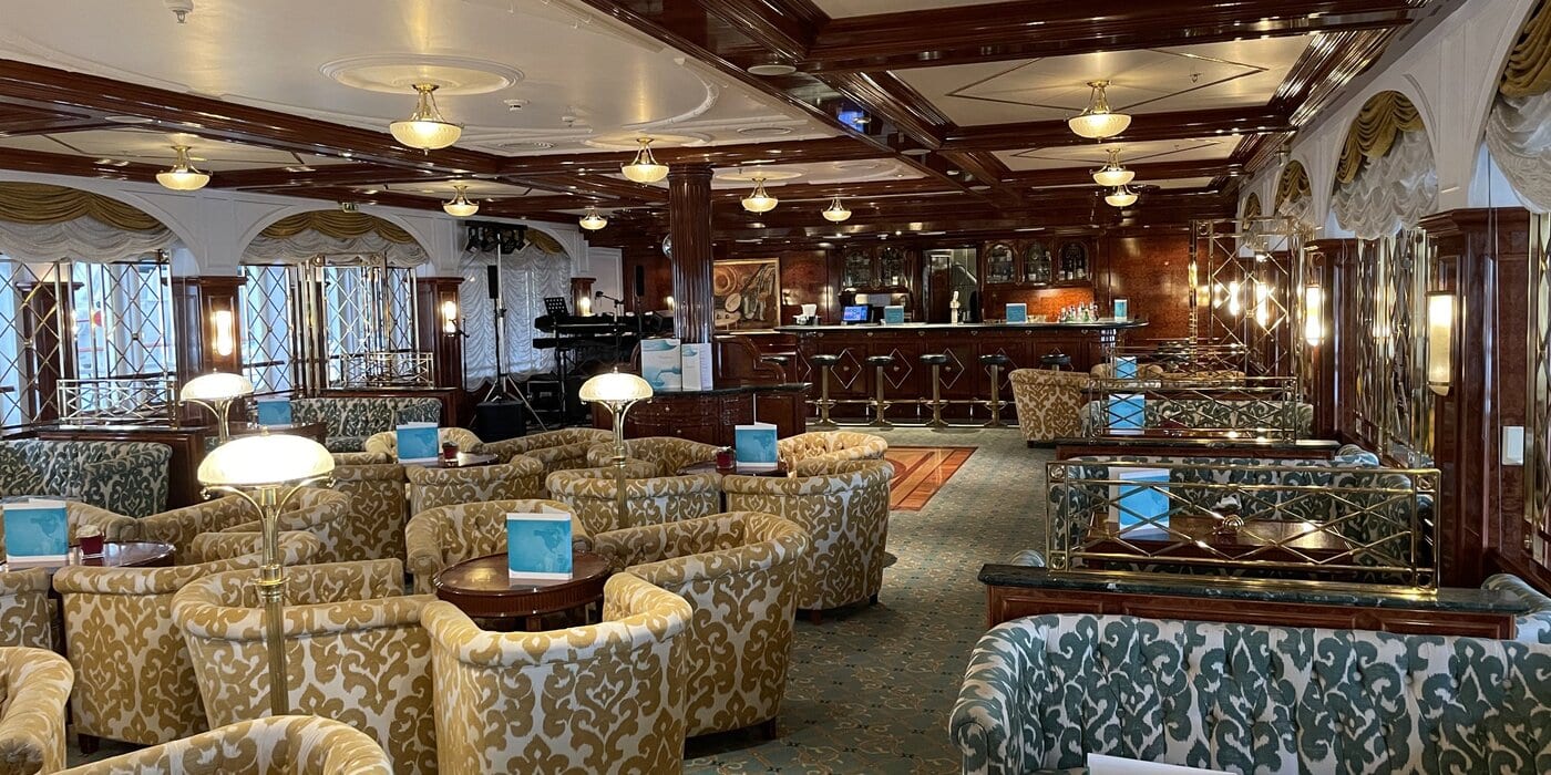 4F497BF3-BBE6-CB5F-8FEF96EB6432D60B