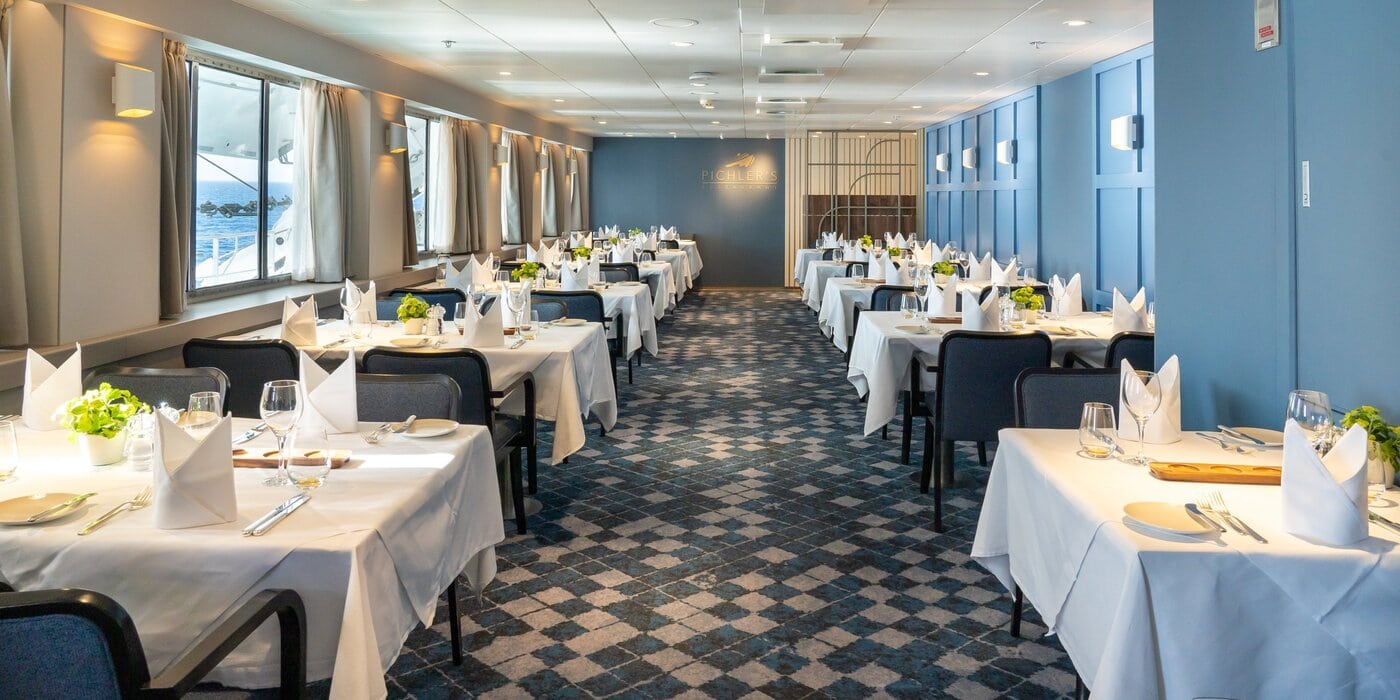 823B6531-AFE0-6EB4-F8A618DDF1B077D6 amera