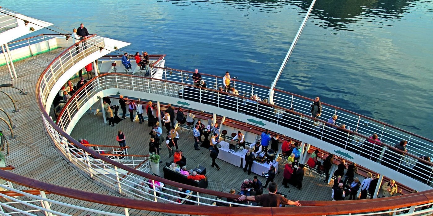 B3726572-0CE2-A48F-3615E54B5CB72A7F artania