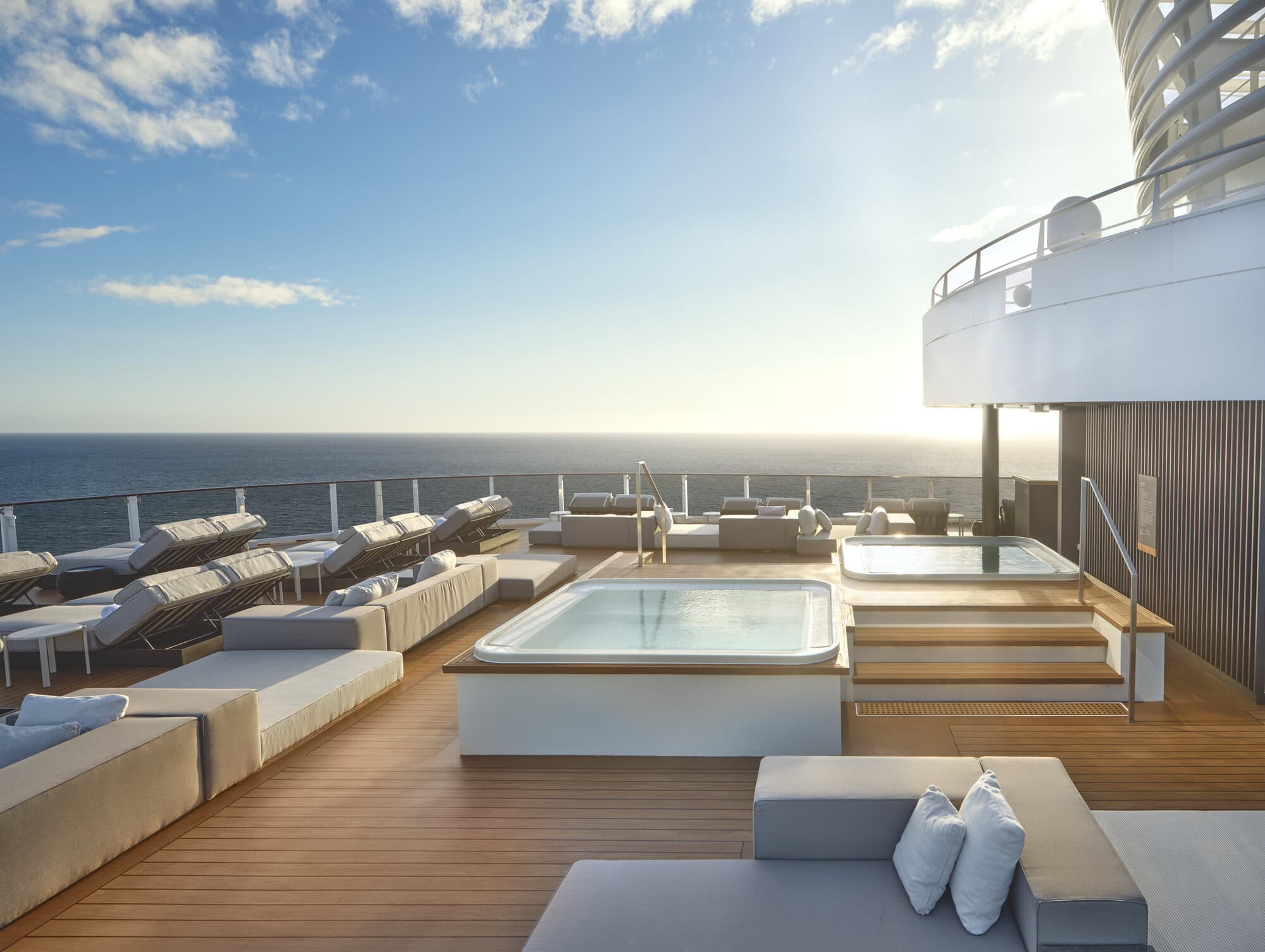 NCL_Prima_Haven Hot Tub Deck