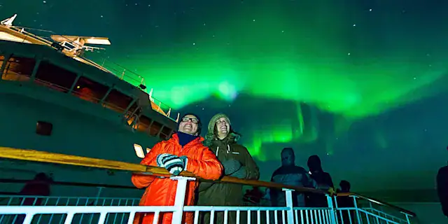 2500x1250_hurtigruten_winter_poto_orjan_bertelsen_345_topaz