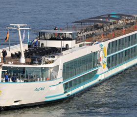 0F7EB9F1-EA8B-5F54-89E13324A3385E0F alena