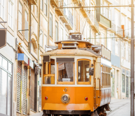 Lissabon Geh auf Kreuzfahrt