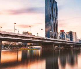 Donau City Geh auf Kreuzfhart