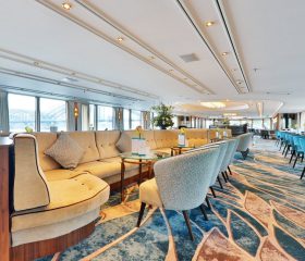 7373D355-C9DD-4E83-F865D13EBA951096 Anesha