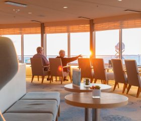 A14B990C-D57F-BAF7-62DAD1C67A2A1E89 amadea