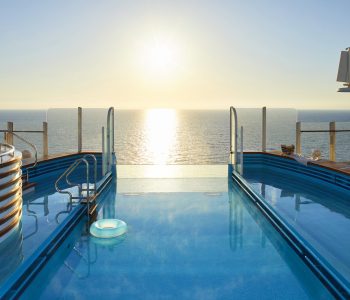 AIDAcosma_Infinity-Pool