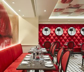 AIDAnova_French_Kiss