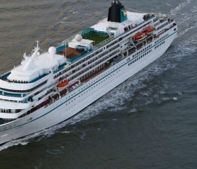 Amadea_phx_ama_schiff_totale_luftansicht_31-07-16_phoenix-fleet2016-08-01-17208-jpg_desktop