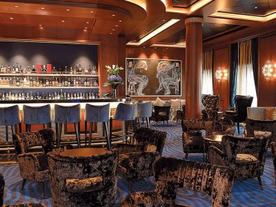 C138_EXP_Explorer_Lounge_Desktop