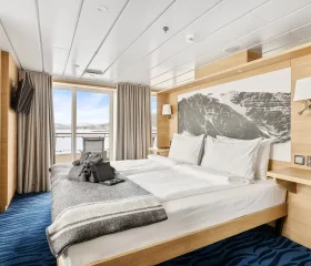 Expedition_Suite_MX_HX_46442_Photo_Espen_Mills