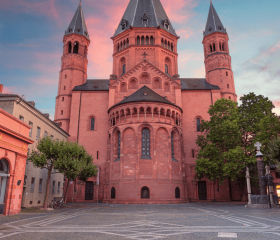 Mainz Geh auf Kreuzfahrt