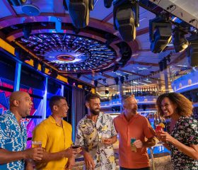 Mardi_Grand_View_Bar_00368-Shstk_Barnes_2021