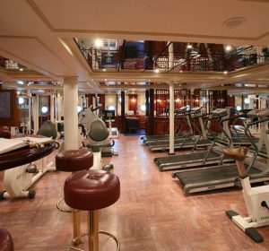 Royal-Clipper-Captain-Nemo-Lounge-Spa-1030x687