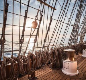 SeaCloud_Kreuzfahrten_SeaCloudSpirit_Promeadendeck_Nagelbrett-1680x1120