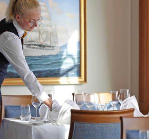 SeaCloud_Kreuzfahrten_SeaCloudSpirit_Restaurant_Service