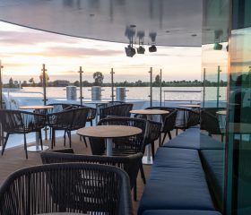 bar_aussen_san_marco_deck_abendsonne_01_Diletta