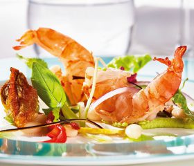 eux-yachtclub-72dpi,18526_webdownload_1280