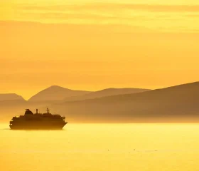 midnight-sun2_norway_2500x1250