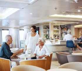 panorama-bar-lounge-santa-cruz-ii-hgr-149436_1920-min