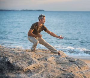 yoga-at-lokrum-island-736x520